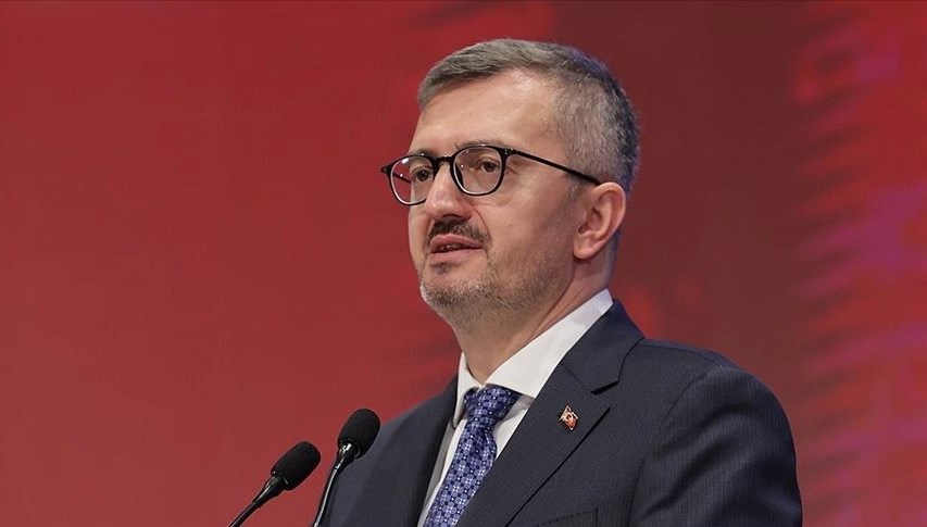 Duran'dan Özel'e tepki