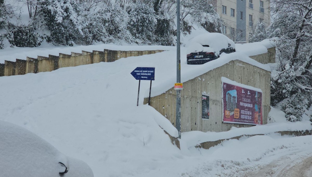 Zonguldak’ta 121 köy yolu kardan kapandı Zonguldak’ta 121 köy yolu kardan kapandı