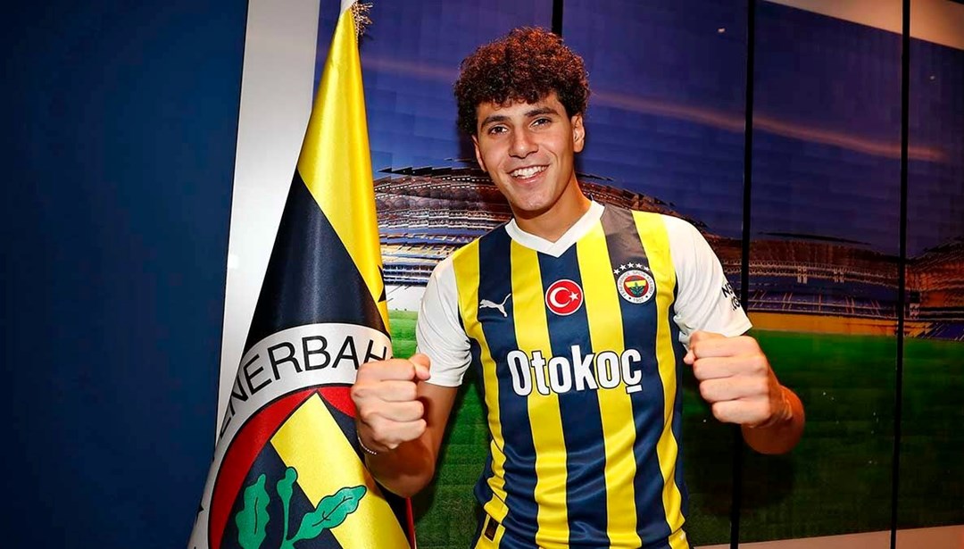Fenerbahçe Omar Fayed'in lisansını çıkardı
