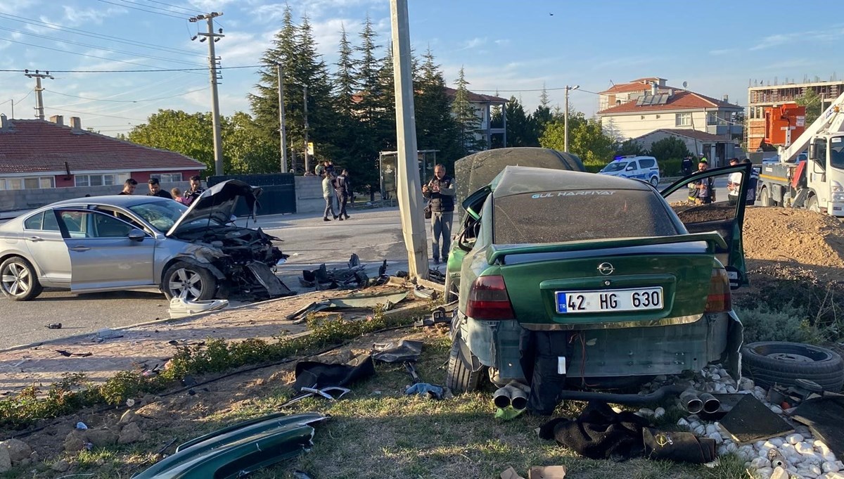 Konya’da iki otomobil çarpıştı: 4 yaralı