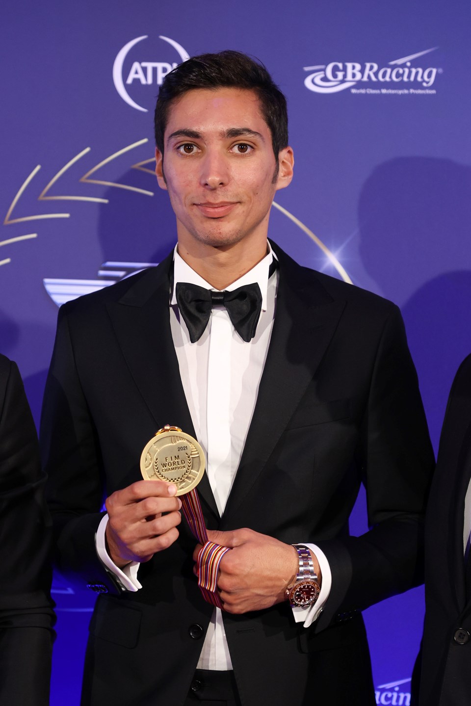 Dünya Superbike şampiyonu Toprak Razgatlıoğlu, ödülünü Monako'da aldı - 1