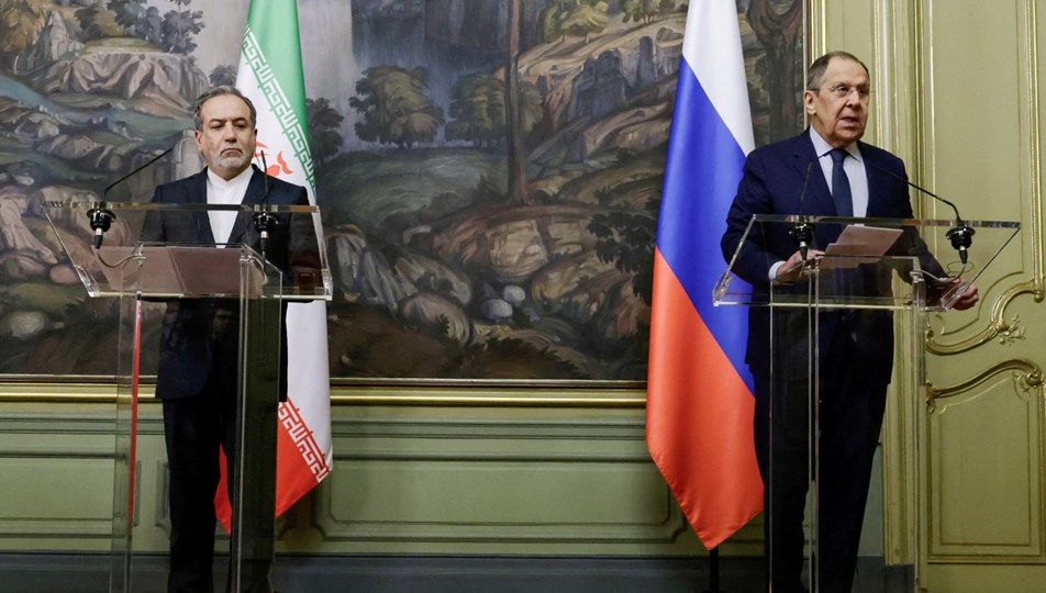 Arakçi, Lavrov’la görüştü: “Rusya’nın nükleer anlaşmada rol oynamasını umuyoruz"