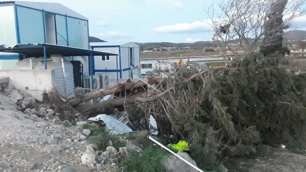 İzmir'de hortum felaketinin boyutları gün ağarınca ortaya çıktı - 17