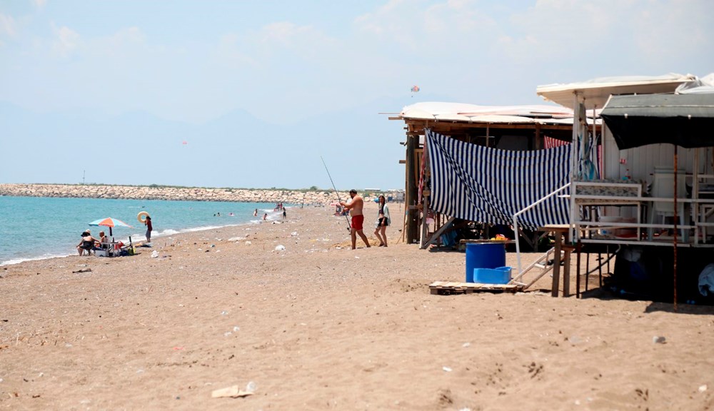 5 yıldızlı otellerin yanındaki “Çardakkondular” kent olma yolunda | Barakalara güneş panelleri bağlandı, kendi marketi de var - 7