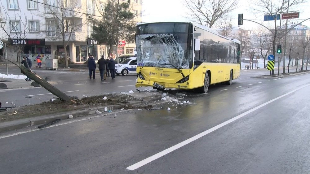 Sancaktepe'de İETT otobüsüyle minibüs çarpıştı: 7 yaralı - 6