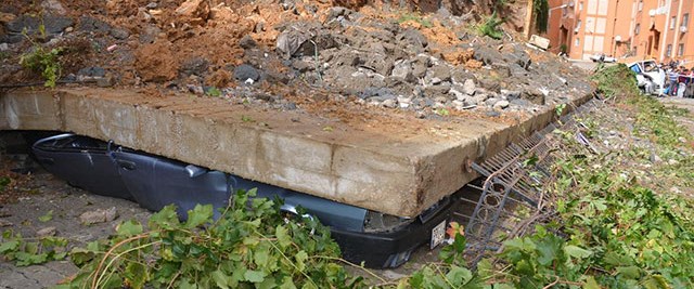 İstinat duvarı çöktü Son Dakika Türkiye Haberleri NTV Haber