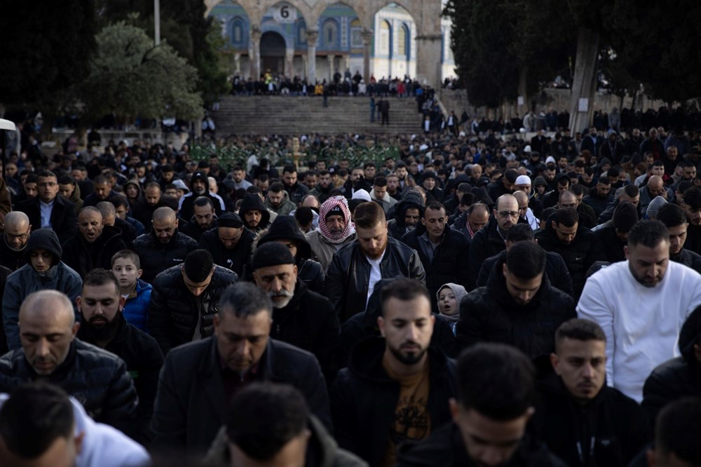 Mescid-i Aksa'da bayram sabahı | 60 bin Müslüman namaz kıldı - 5