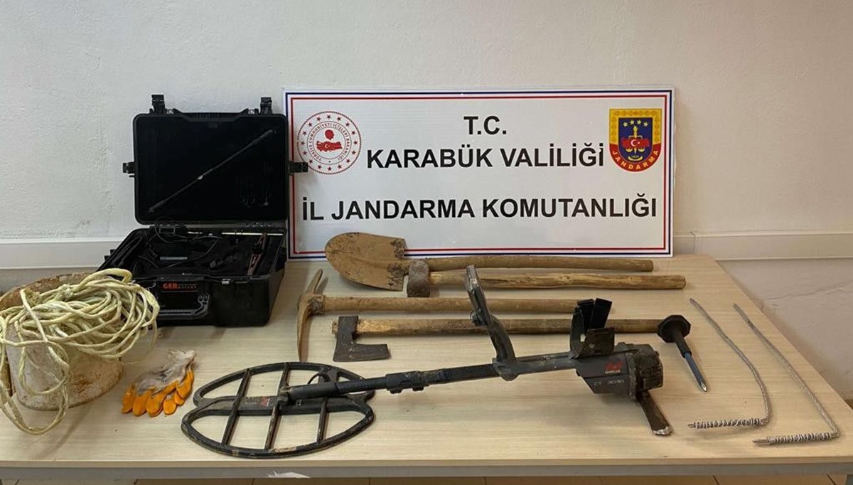 Kaçak defineciler drone ve fotokapanla yakalandı Kaçak defineciler drone ve fotokapanla yakalandı