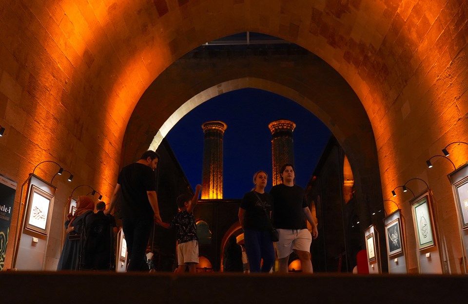 Kültür Yolu Festivali, Erzurum gecelerini hareketlendirdi - 1