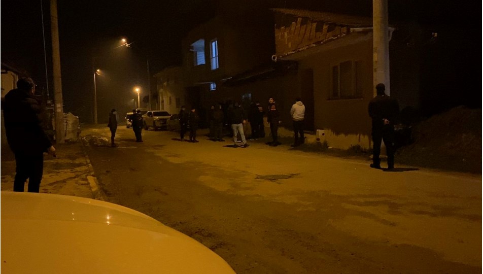 Bursa'da jandarmaya direnen kundaklama şüphelisi, 8 saattir ikna edilmeye çalışılıyor