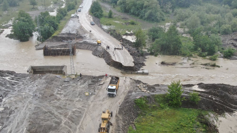 Kastamonu'da şiddetli sağanak: Köprü çöktü, iki ilçeye ulaşım kesildi - 1