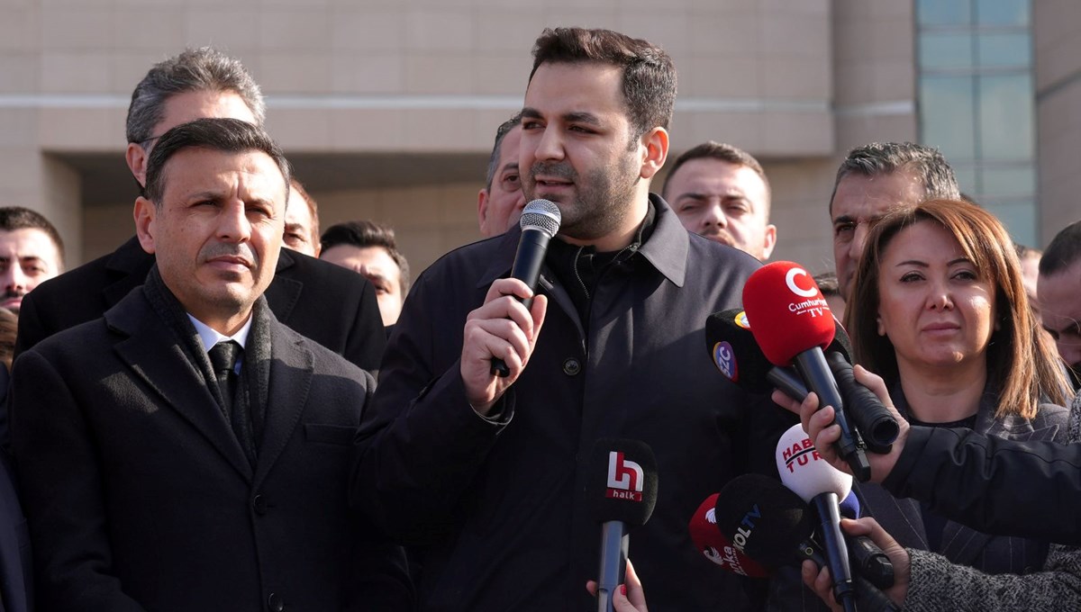İddianame kabul edildi: CHP Gençlik Kolları Başkanı Cem Aydın’a 5 yıl 4 ay hapis istemi İddianame kabul edildi: CHP Gençlik Kolları Başkanı Cem Aydın’a 5 yıl 4 ay hapis istemi