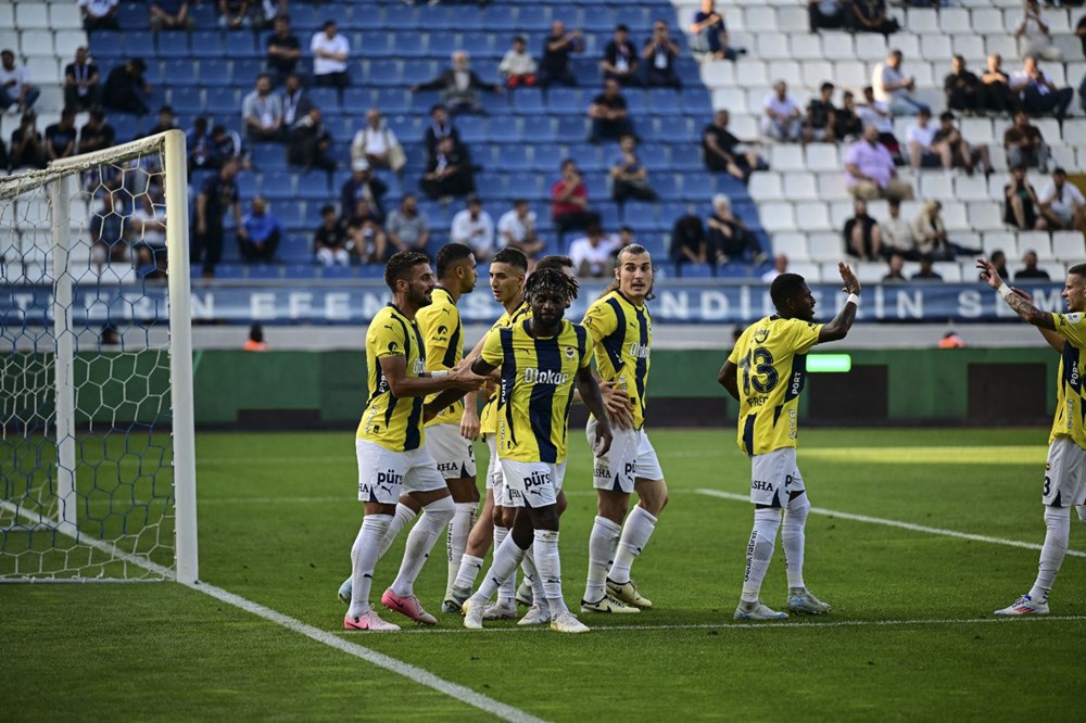 Fenerbahçe, Kasımpaşa'yı 2 golle geçti: Rekor 32 maça çıktı - 5