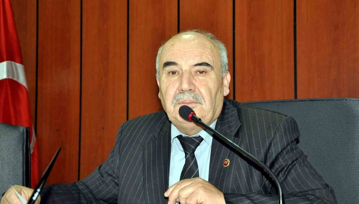 İş adamı ve siyasetçi Hayri Güleç hayatını kaybetti (Hayri Güleç kimdir?) İş adamı ve siyasetçi Hayri Güleç hayatını kaybetti (Hayri Güleç kimdir?)