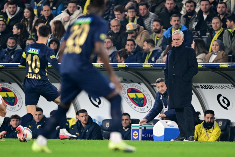 Süper Lig'de zirve takibi: Fenerbahçe 3 puanı 3 golle aldı - 22