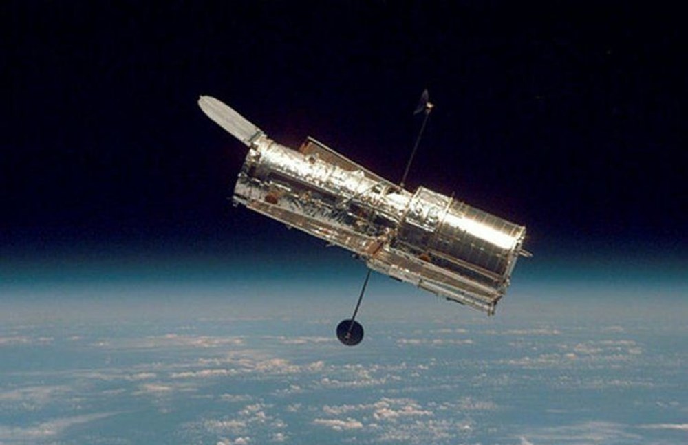 NASA Dünya'dan 3,4 milyar ışık yılı uzaklıkta bir'Einstein halkası' görüntüledi - 6
