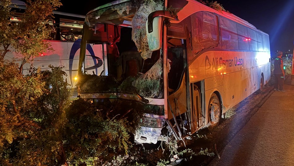 Kayseri'de otobüs kazası: 1 ölü, 13 yaralı