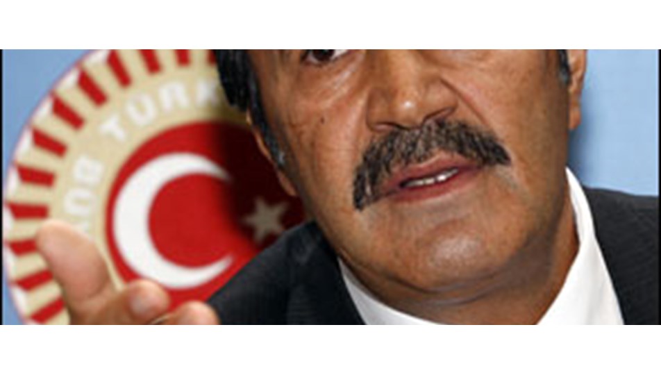 Ve Mehmet Sevigen istifa etti