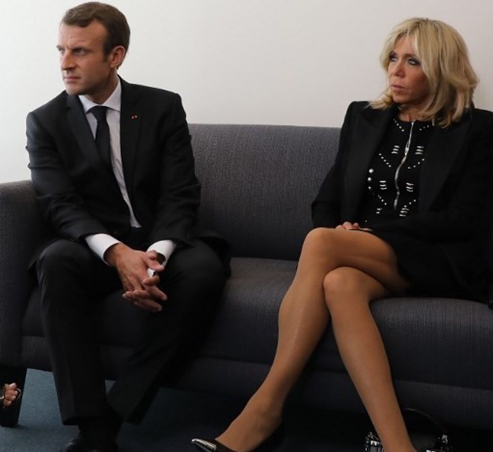 Brigitte Macron'un giyim tarzına karşı imza kampanyası başlatıldı - 1