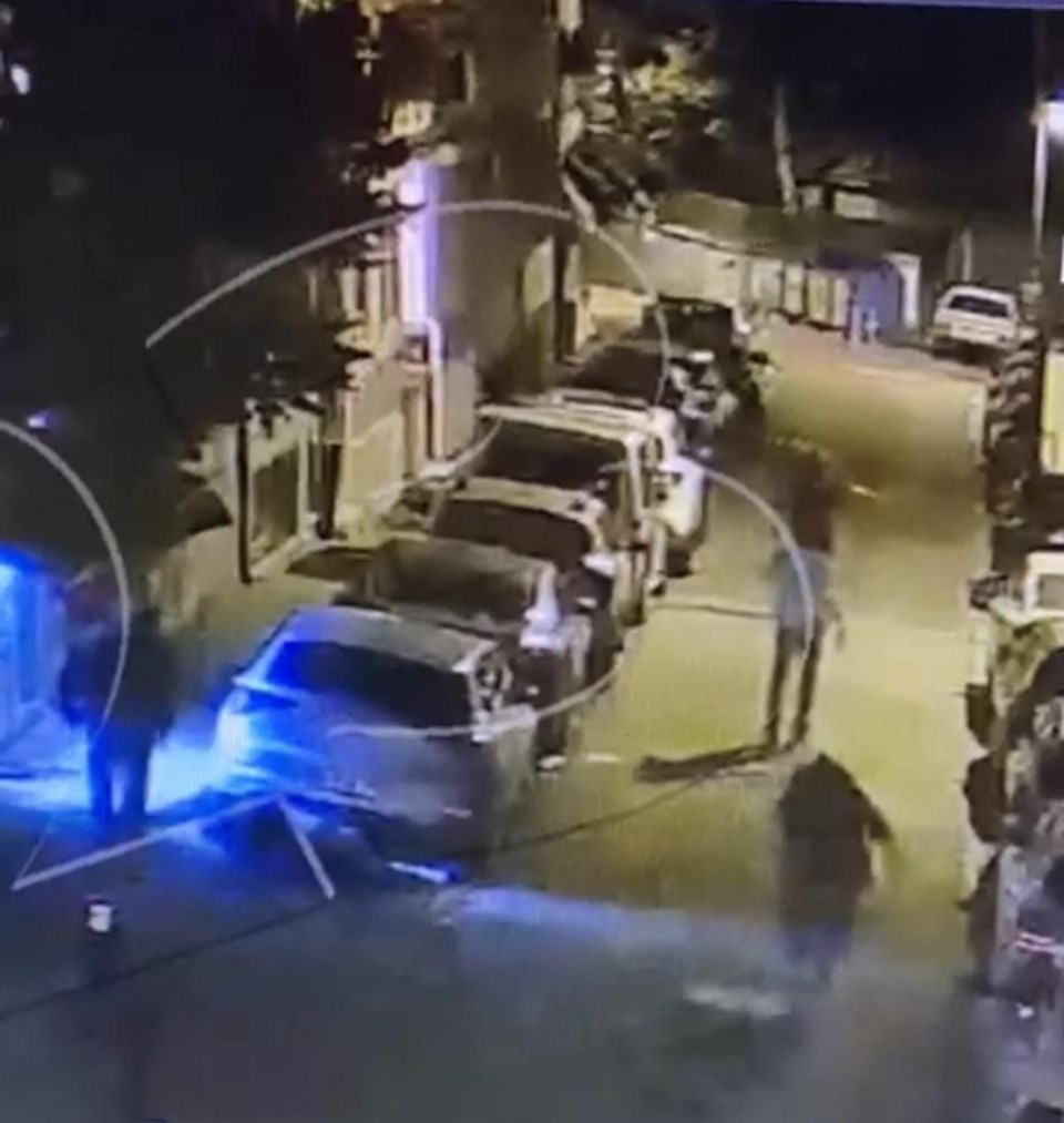 Yan bakma kavgasında kan aktı: 7 yaralı - 1