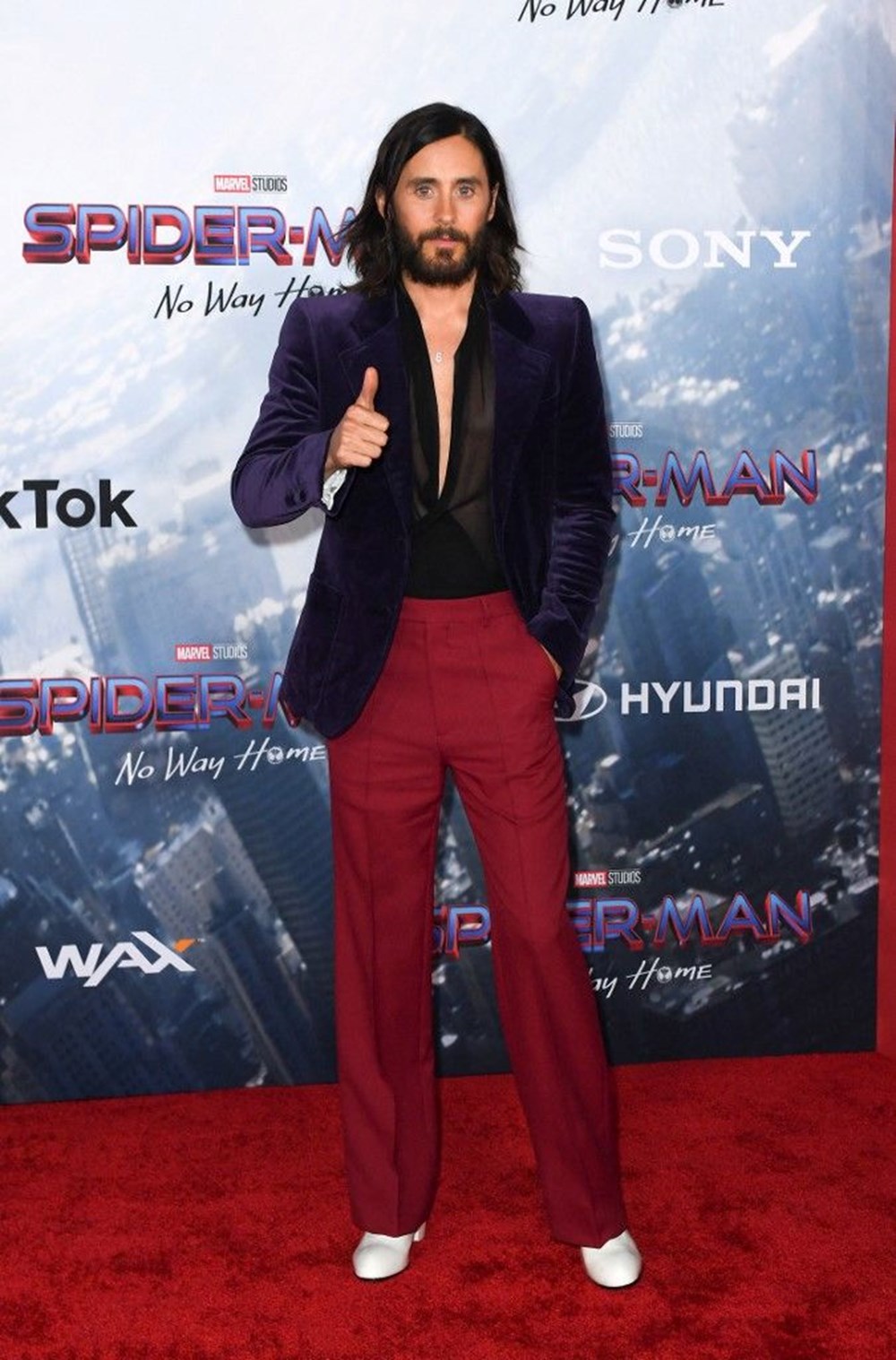 Zendaya's bold style at the premiere of Spider-Man: No Way Home - Hanlire