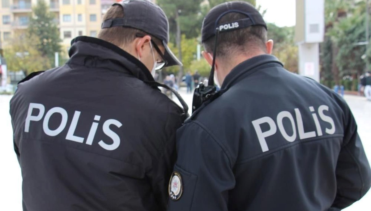 Polis Haftası kutlama mesajları: Polis Teşkilatı'nın 178. kuruluş yıl dönümü kutlanıyor Polis Haftası kutlama mesajları: Polis Teşkilatı'nın 178. kuruluş yıl dönümü kutlanıyor