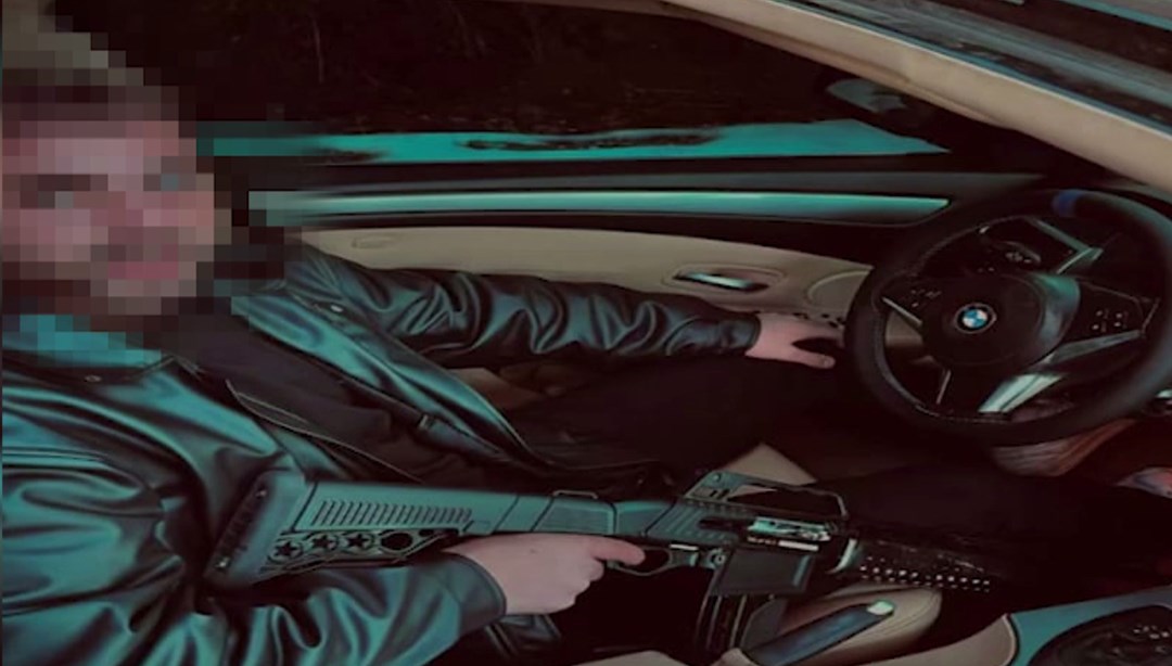 Sosyal medyada silah paylaşımına gözaltı