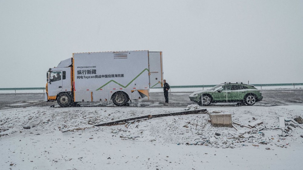 Elektrikli Porsche Taycan Cross Turismo'dan Guinness rekoru - 5