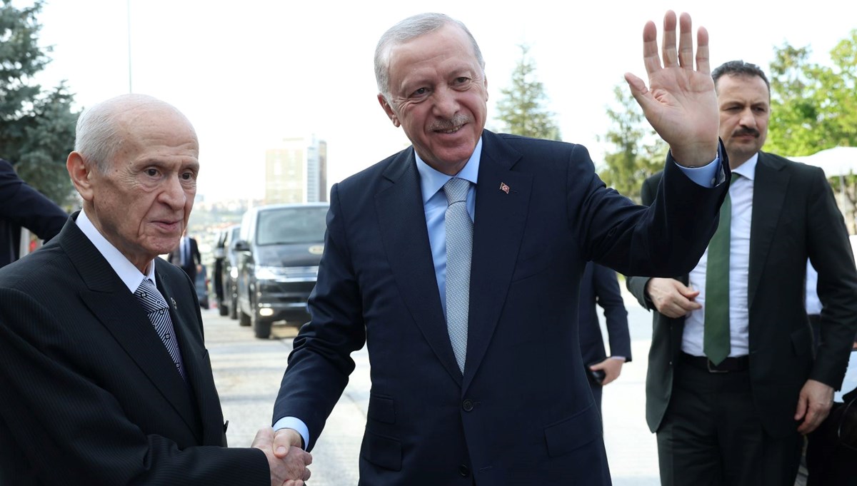 Erdoğan Bahçeli'yi ziyaret etti