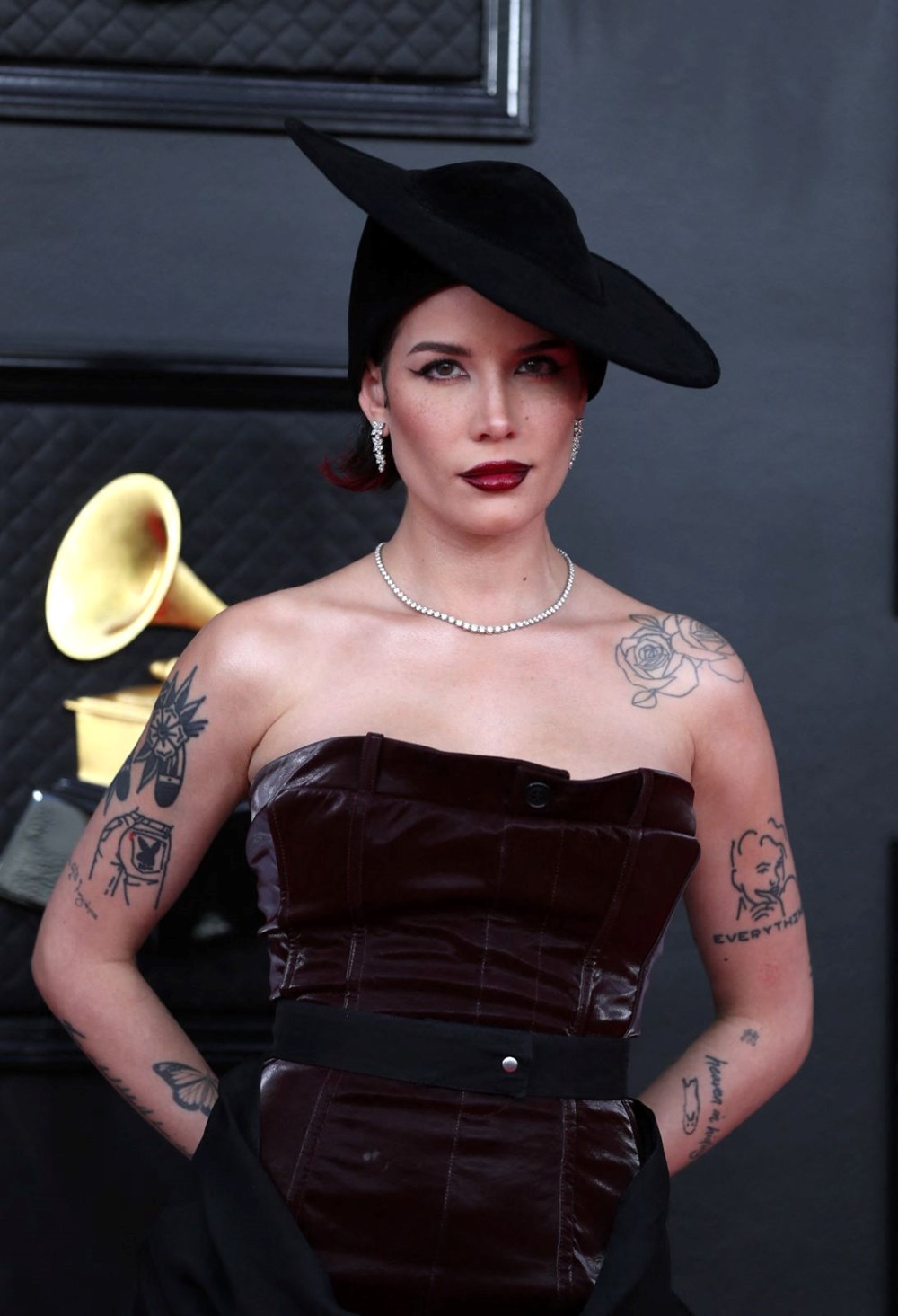 2022 Grammy Ödülleri'nde kırmızı halı şıklığı - 7