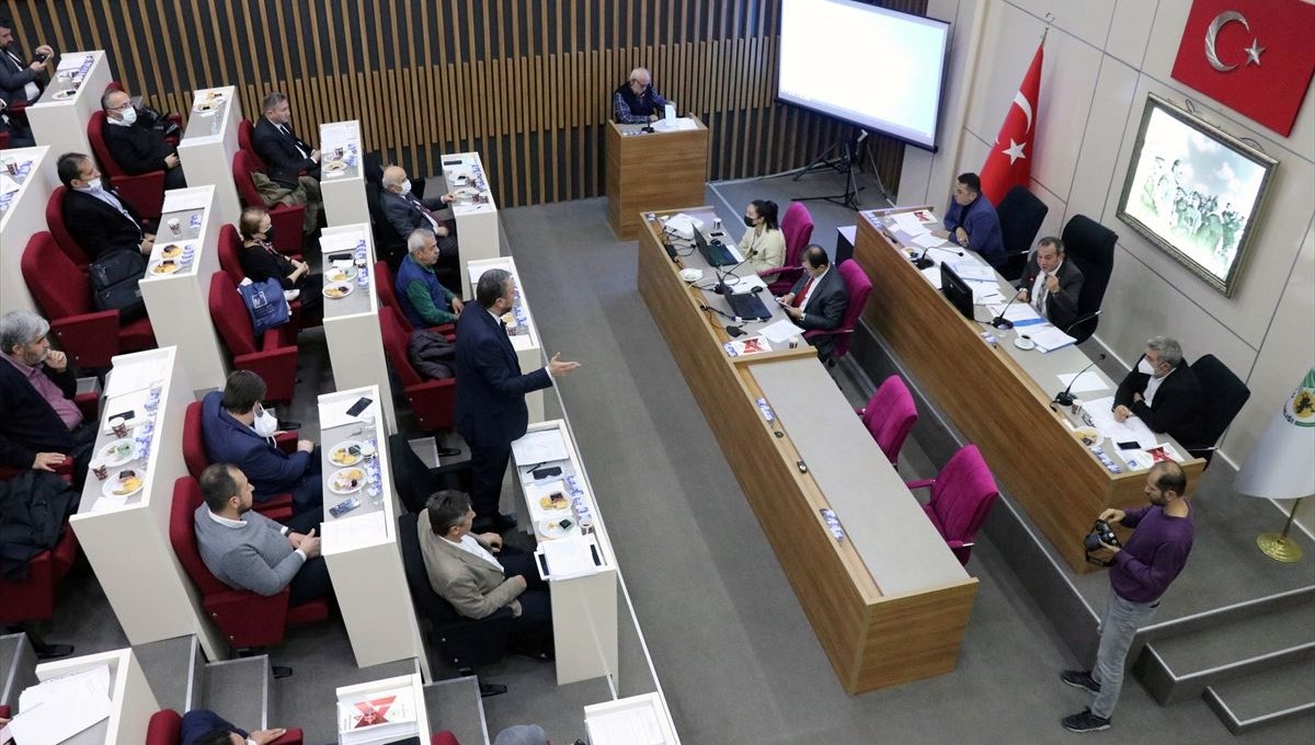 Bolu'da yabancılar için nikah ücreti 100 bin lira, suyun metreküpü 2,5 dolar