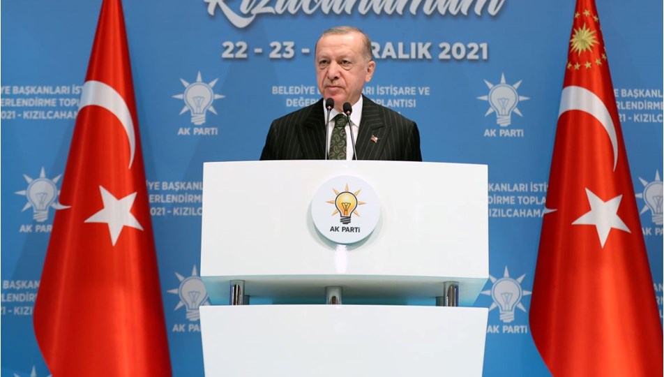 Cumhurbaşkanı Erdoğan: Sahipsiz hayvanların yeri sokaklar değil barınaklardır