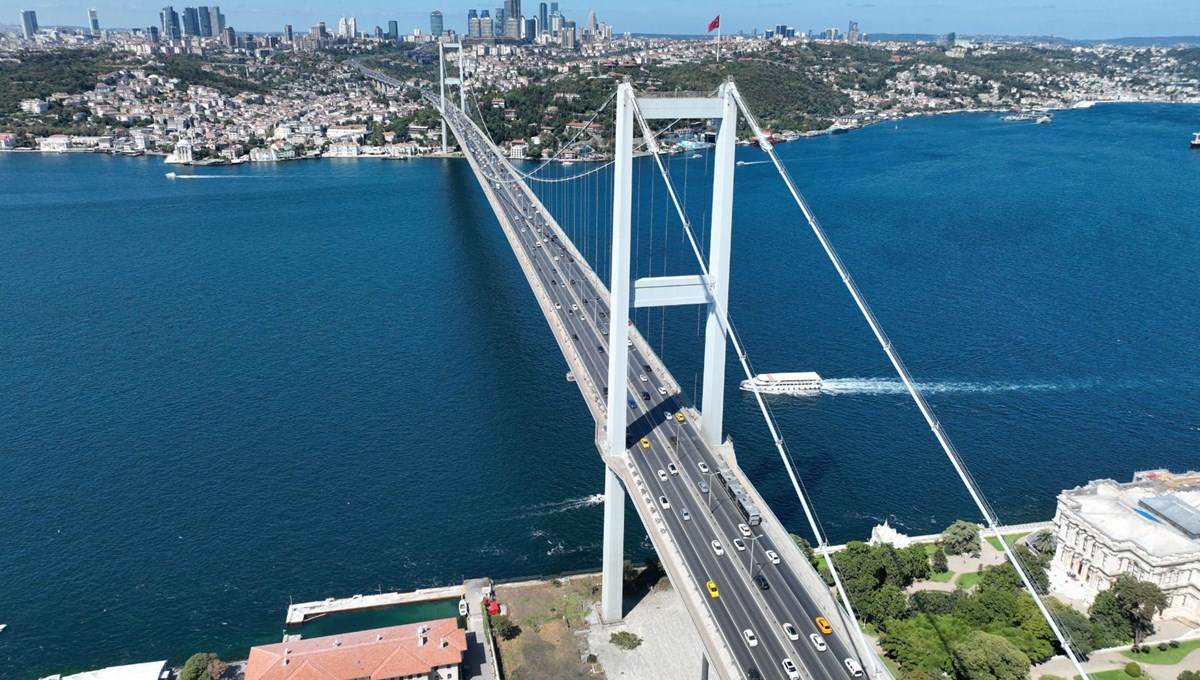 İstanbul Boğazı gemi trafiğine kapatıldı