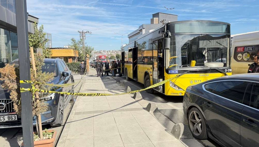 İETT otobüsünde bıçaklı kavga: 1 ölü