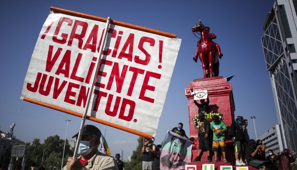 Şili'deki protestoların yıldönümü yaklaşırken sokaklarda tansiyon artıyor - 3