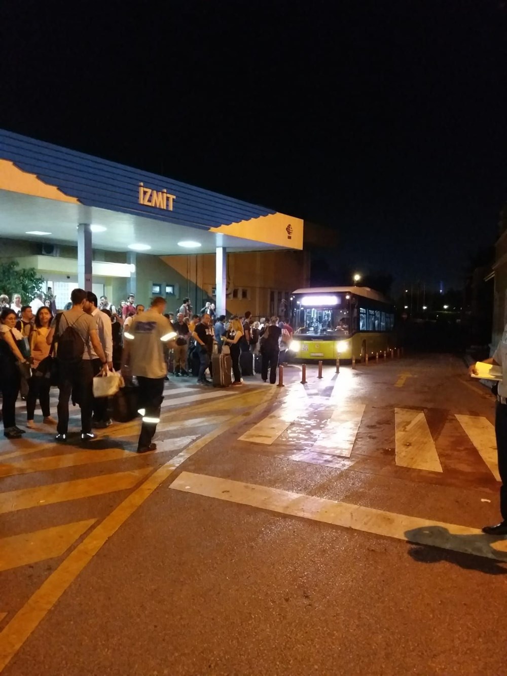 Kocaeli'de tren seferleri yeniden başladı - 1
