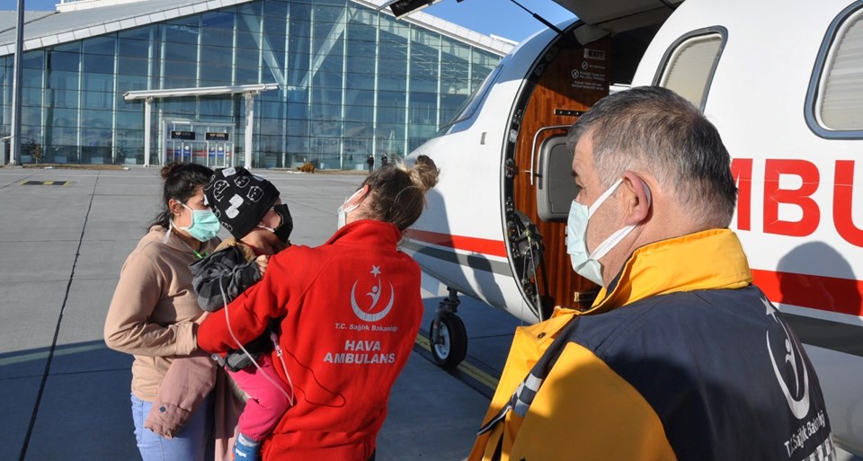 Ambulans uçak Danyal bebek için havalandı - 1