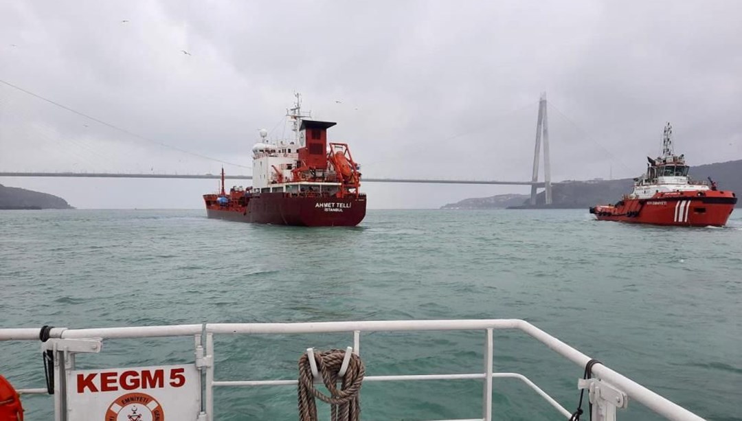 Boğaz'da arızalanan tanker çekildi, gemi trafiği normale döndü