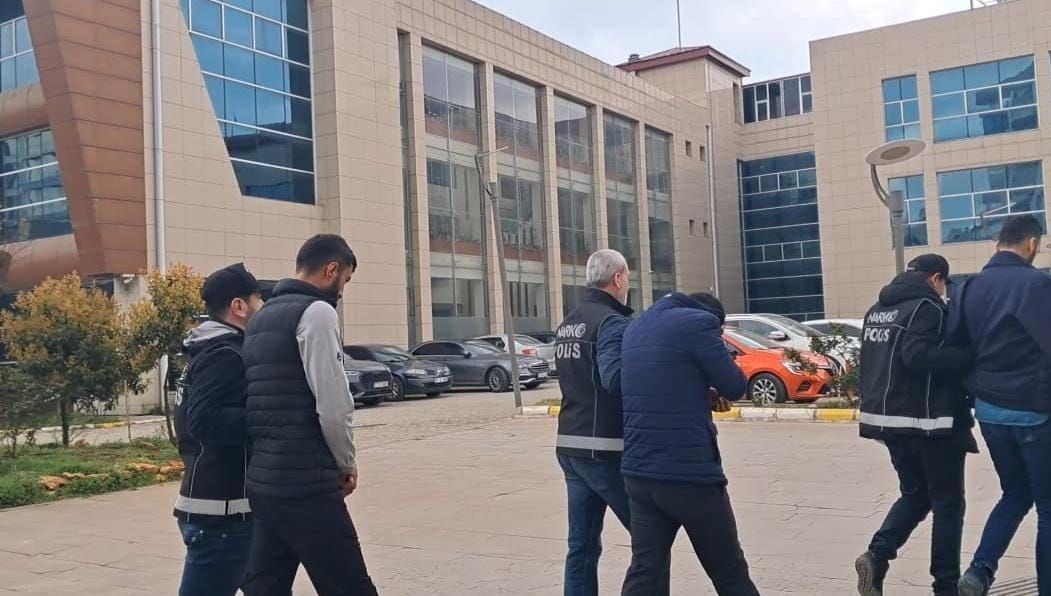 Kilis'te iki kişi uyuşturucudan tutuklandı