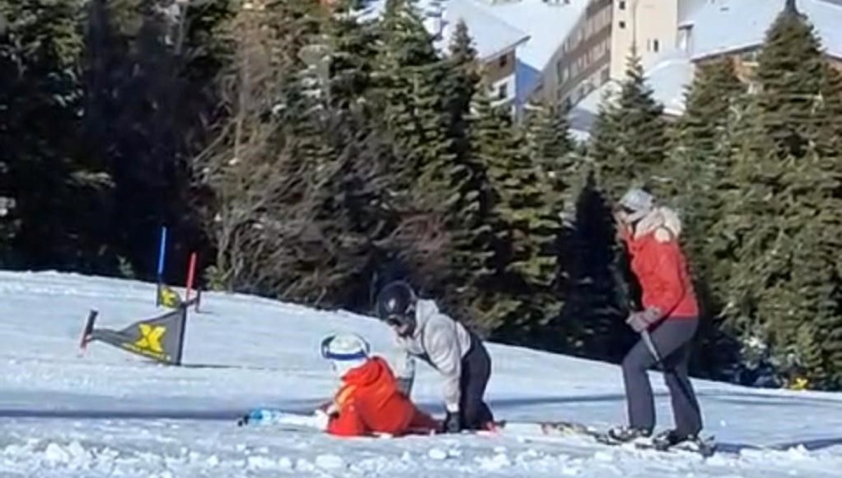 Uludağ'da faciadan dönüldü: Telesiyejin telleri koptu