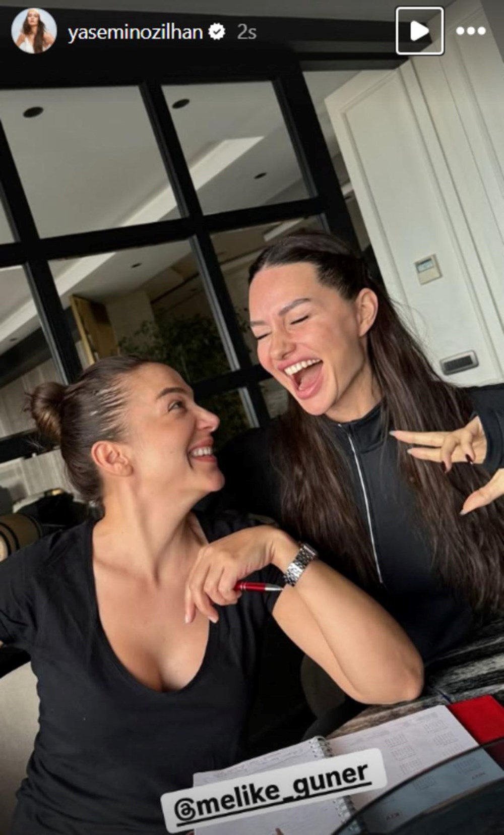 Doktorlar dizisinin efsane ikilisi yıllar sonra bir arada... Ela ve Zenan'dan duygulandıran paylaşım - 5