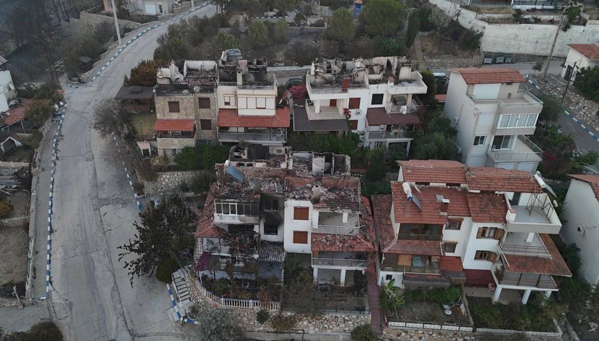 Orman yangınlarında son durum: Birçok ev kullanılamaz hale geldi