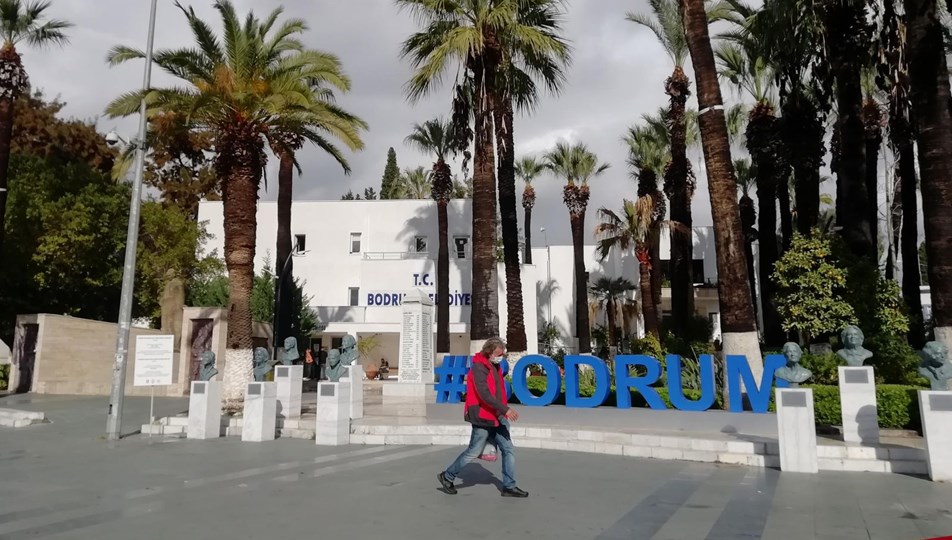 Corona virüs endişesi artan Bodrumlulardan 'gelmeyin' çağrısı