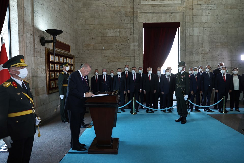 Devlet erkanından Anıtkabir ziyareti (Büyük zaferin 99. yılı) - 2