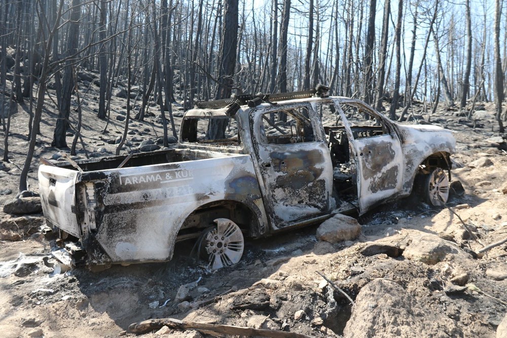 10 orman işçisinin şehit olduğu alan: Araçlar küle dönmüş - 3