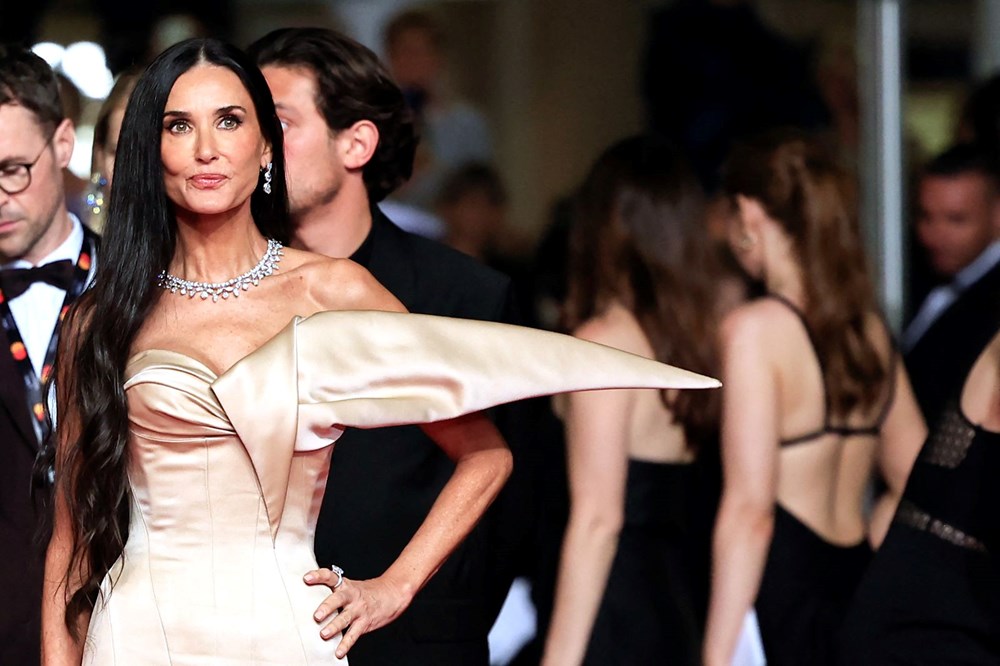 13 dakika boyunca alkışlanan film, Cannes'a damga vurdu - 4