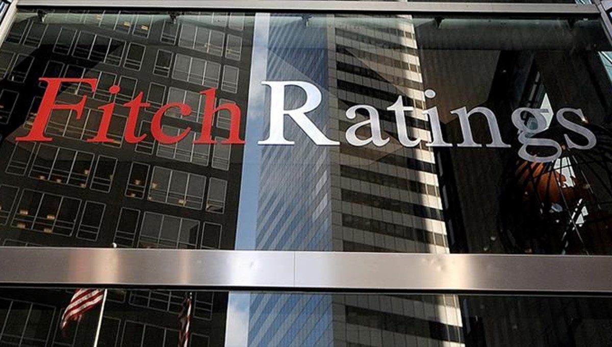 Fitch küresel ekonomik büyüme tahminini yükseltti