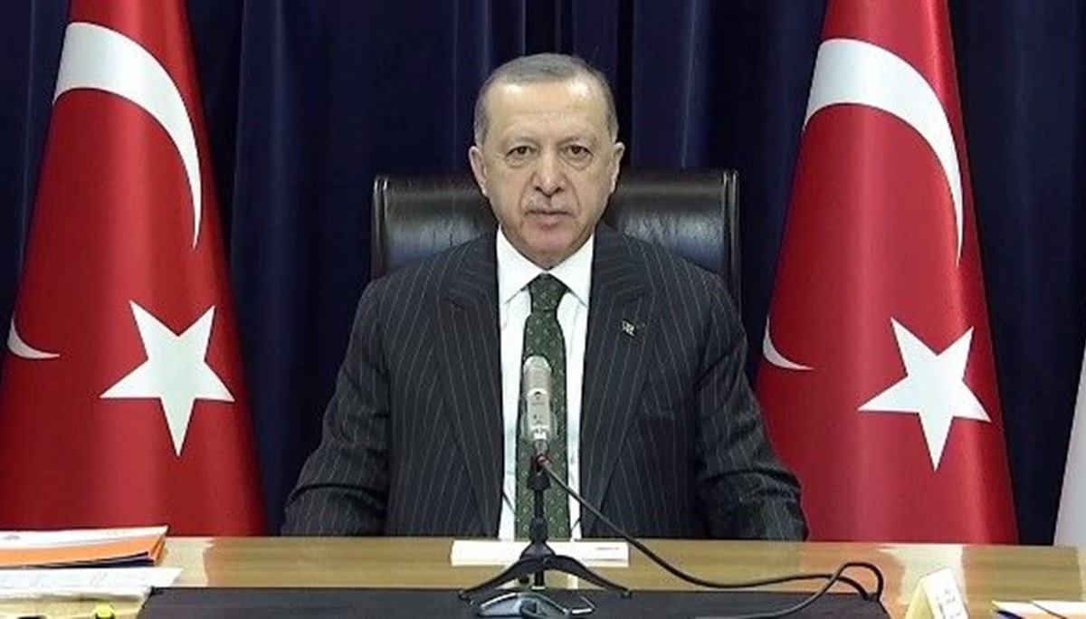 Cumhurbaşkanı Erdoğan: AK Parti'de kimse vazgeçilmez değildir