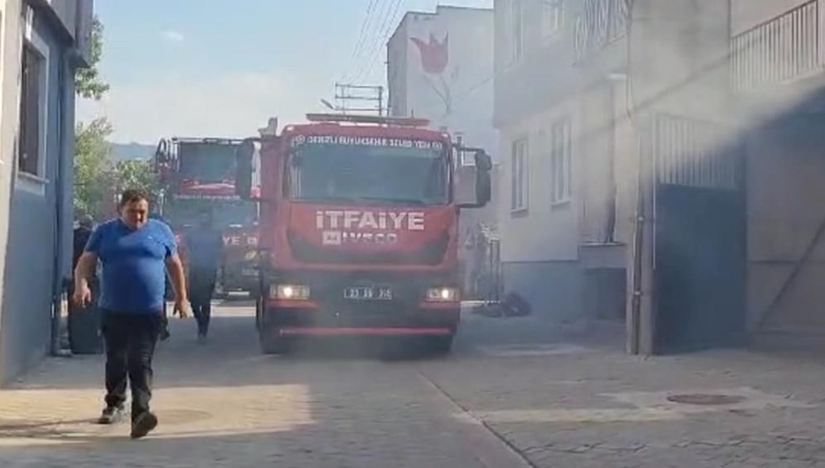 Denizli'de 5 katlı binada yangın paniği Denizli'de 5 katlı binada yangın paniği