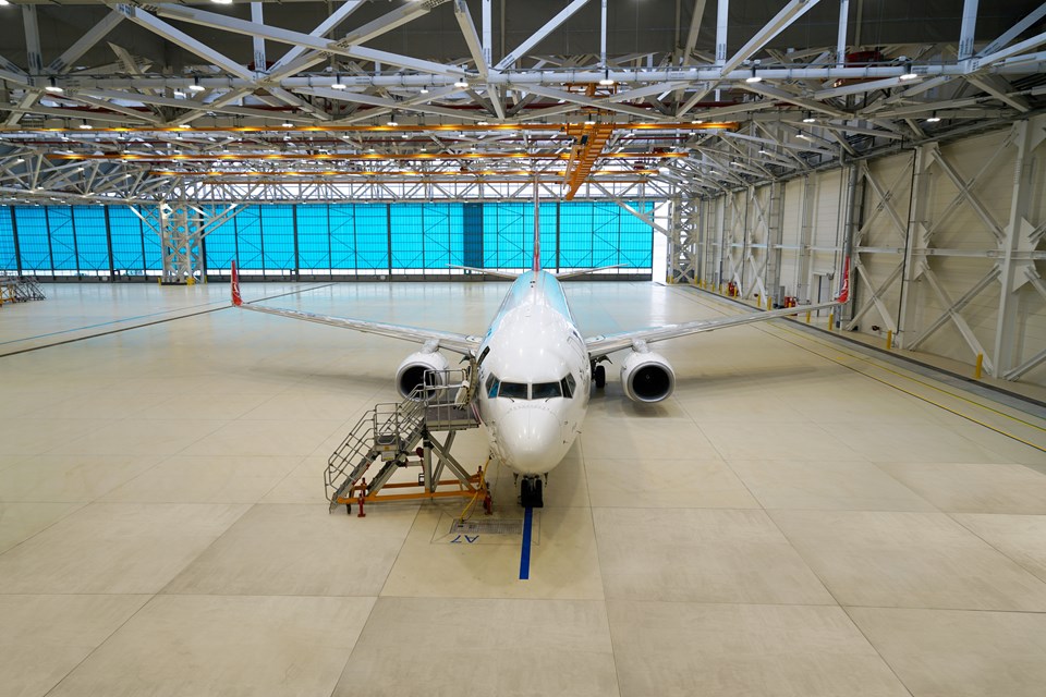 THY Teknik, Türkiye'nin en büyük uçak üs bakım hangarlarını hizmete sundu - 1